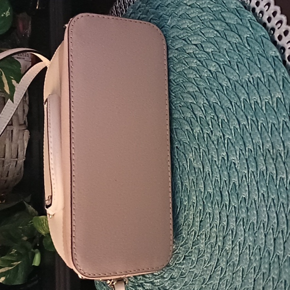 Kate Spade Cream and Tan Crossbody Bag - Picture 3 of 6
